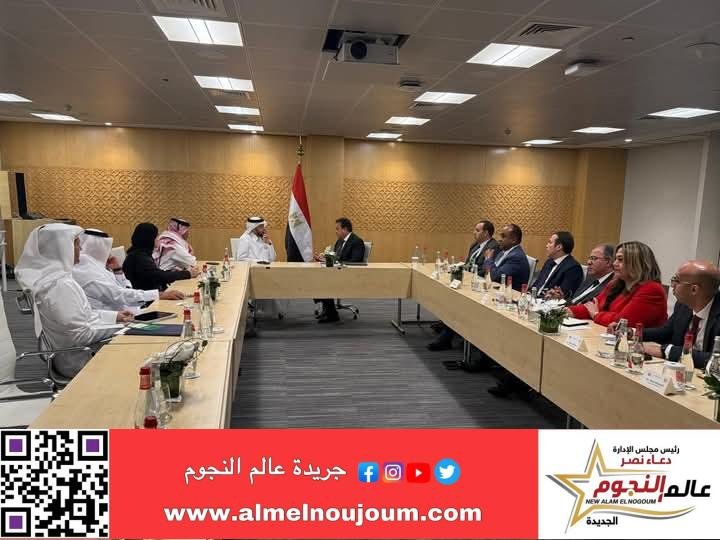 عبدالغفار يلتقي وزير صحة دولة قطر لبحث سبل تعزيز التعاون وتبادل الخبرات بين الدولتين 2 عبدالغفار يلتقي وزير صحة دولة قطر لبحث سبل تعزيز التعاون وتبادل الخبرات بين الدولتين