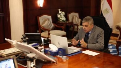 الفريق أسامة ربيع يبحث سبل التعاون مع المدير التنفيذي لمجموعة إيه بي موللر ميرسك