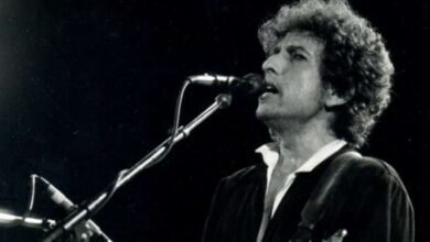 ماذا فعل بوب ديلان مع تيموثي شالاميت في سباق جولدن جلوب