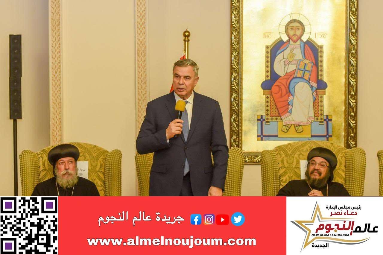محافظ الإسكندرية يشارك الإخوة الاقباط الأرثوذكس احتفالاتهم بعيد الميلاد المجيد