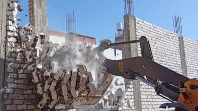 محافظ الإسكندرية يوجه بتنفيذ حملات مُكبرة لإزالة التعديات وإيقاف أعمال البناء المخالف بأحياء الثغر