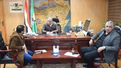 محافظ الفيوم يلتقي أعضاء مجلسي النواب والشيوخ لبحث شكاوى ومطالب المواطنين 