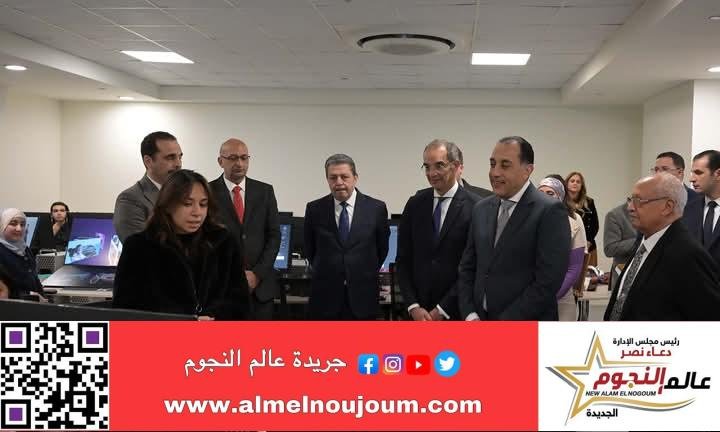 رئيس الوزراء يتفقد المعامل التكنولوجية المتطورة ويلتقى مجموعة من المتدربين 2 رئيس الوزراء يتفقد المعامل التكنولوجية المتطورة ويلتقى مجموعة من المتدربين
