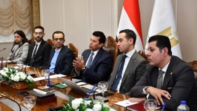 وزير الشباب والرياضة يلتقي الدفعة 17 لدبلومة الإدارة الرياضية CIES بالتعاون مع الفيفا