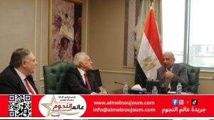 وزير الكهرباء يبحث مع رئيس مجموعة "كوبولوزيس اليونانية "مستجدات مشروع الربط الكهربائي بين مصر واليونان