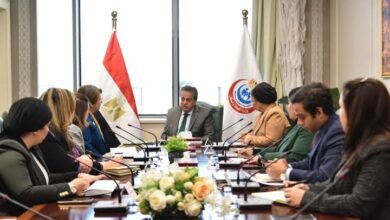 وزير الصحة يبحث مع رئيس مجلس السكان الدولي بنيويورك التوسع في تقديم خدمات تنمية الأسرة