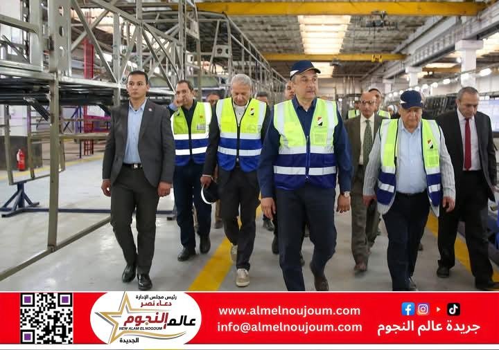 وزير قطاع الأعمال العام في زيارة ميدانية لشركة النصر للسيارات ويشارك العاملين إفطار رمضان 2 وزير قطاع الأعمال العام في زيارة ميدانية لشركة النصر للسيارات ويشارك العاملين إفطار رمضان
