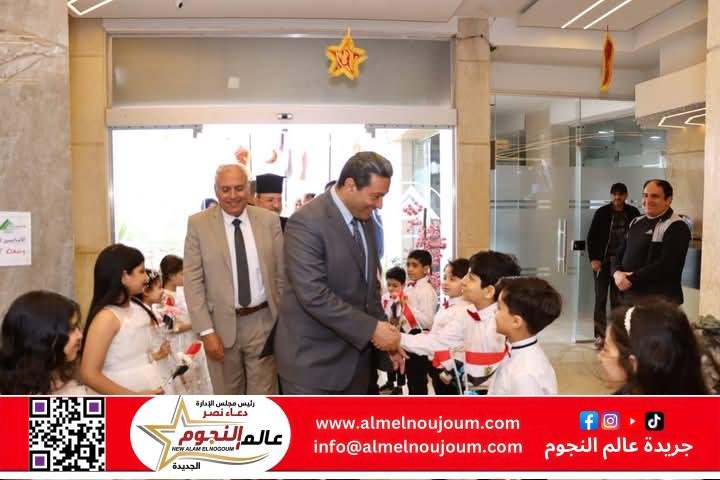 محافظ دمياط يشهد احتفالية التربية والتعليم بيوم الشهيد والمحارب القديم ويُكرم أسر الشهداء بالمحافظة