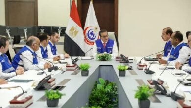 وزير الصحة يترأس غرفة الطوارىء المركزية لمتابعة تطبيق خطة التأمين الطبي لاحتفالات عيد الفطر المبارك