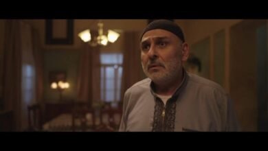 قتل ابن أحمد فهيم وجمال سليمان يشعلون النار في قاتله بالحلقة الأولى من "أهل الخطايا" 