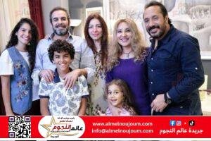 لكن أمهات ….. ولكل نجم حكاية (دينا شرف الدين)