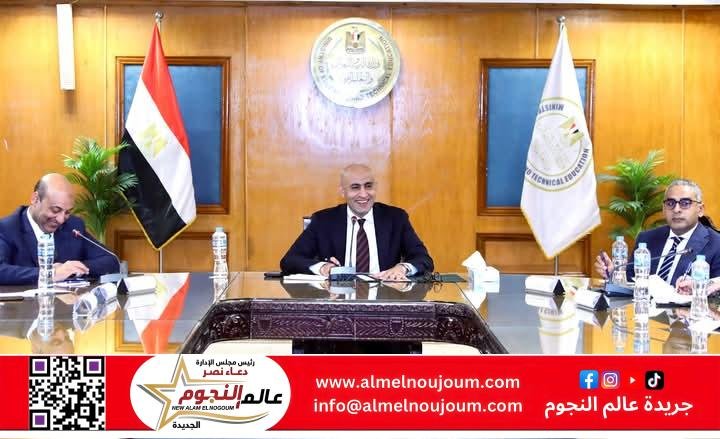 عبد اللطيف: تعميم نظام "البوكليت" في امتحانات نهاية العام للشهادة الإعدادية بكافة المحافظات