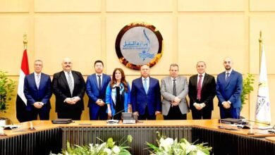 وزير الصناعة وسفيرة الولايات المتحدة في مصر يشهدان توقيع ثلاثة عقود بين الهيئة القومية لسكك حديد مصر وشركة برجروس ريل الأمريكية (PRL)