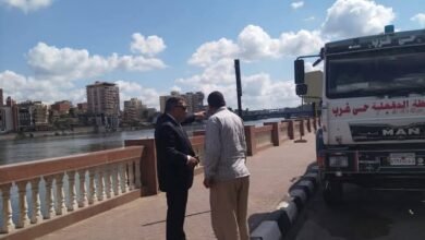 محافظ الدقهلية يتفقد شوارع المدينة لمتابعة الحالة بعد سقوط الأمطار