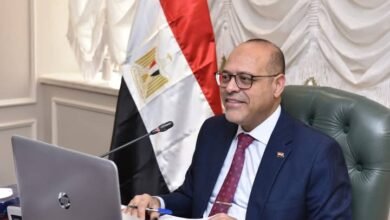 وزير العمل: الإثنين والخميس المُقبلان إجازة مدفوعة الأجر للعاملين بالقطاع الخاص بمناسبة عيدي شم النسيم وتحرير سيناء 