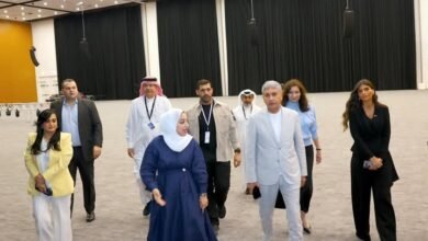 وزير السياحة والآثار يقوم بزيارة سريعة لمملكة البحرين 