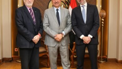 وزير قطاع الأعمال يبحث مع "تكنيمونت" الإيطالية مستجدات تنفيذ مشروع حامض النيتريك بشركة كيما بأسوان