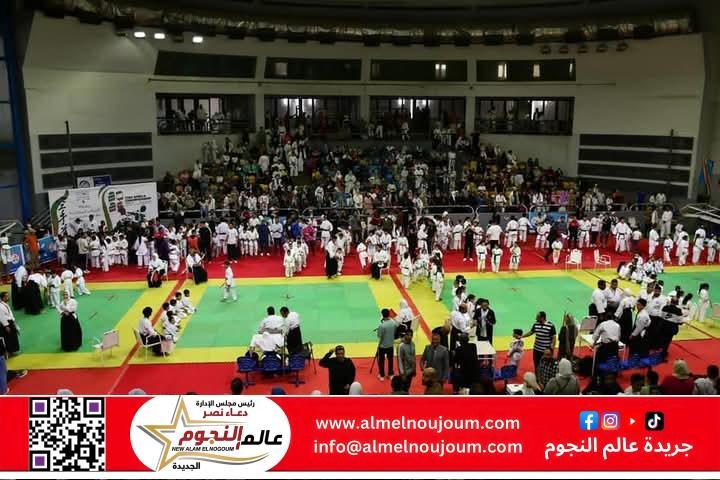 وزير الشباب والرياضة يتفقد منافسات البطولة الإفريقية المفتوحة للكاراتيه التقليدي بإستاد القاهرة الدولي 3 وزير الشباب والرياضة يتفقد منافسات البطولة الإفريقية المفتوحة للكاراتيه التقليدي بإستاد القاهرة الدولي