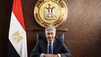 وزير السياحة والآثار يغادر اليوم إلى مدينة دبي بدولة الإمارات العربية المتحدة