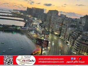 استعدادًا للصيف.. محافظة الإسكندرية تواصل أعمال تخطيط طريق الكورنيش وفق الكود المصري لتنسيق الطرق 2 استعدادًا للصيف.. محافظة الإسكندرية تواصل أعمال تخطيط طريق الكورنيش وفق الكود المصري لتنسيق الطرق