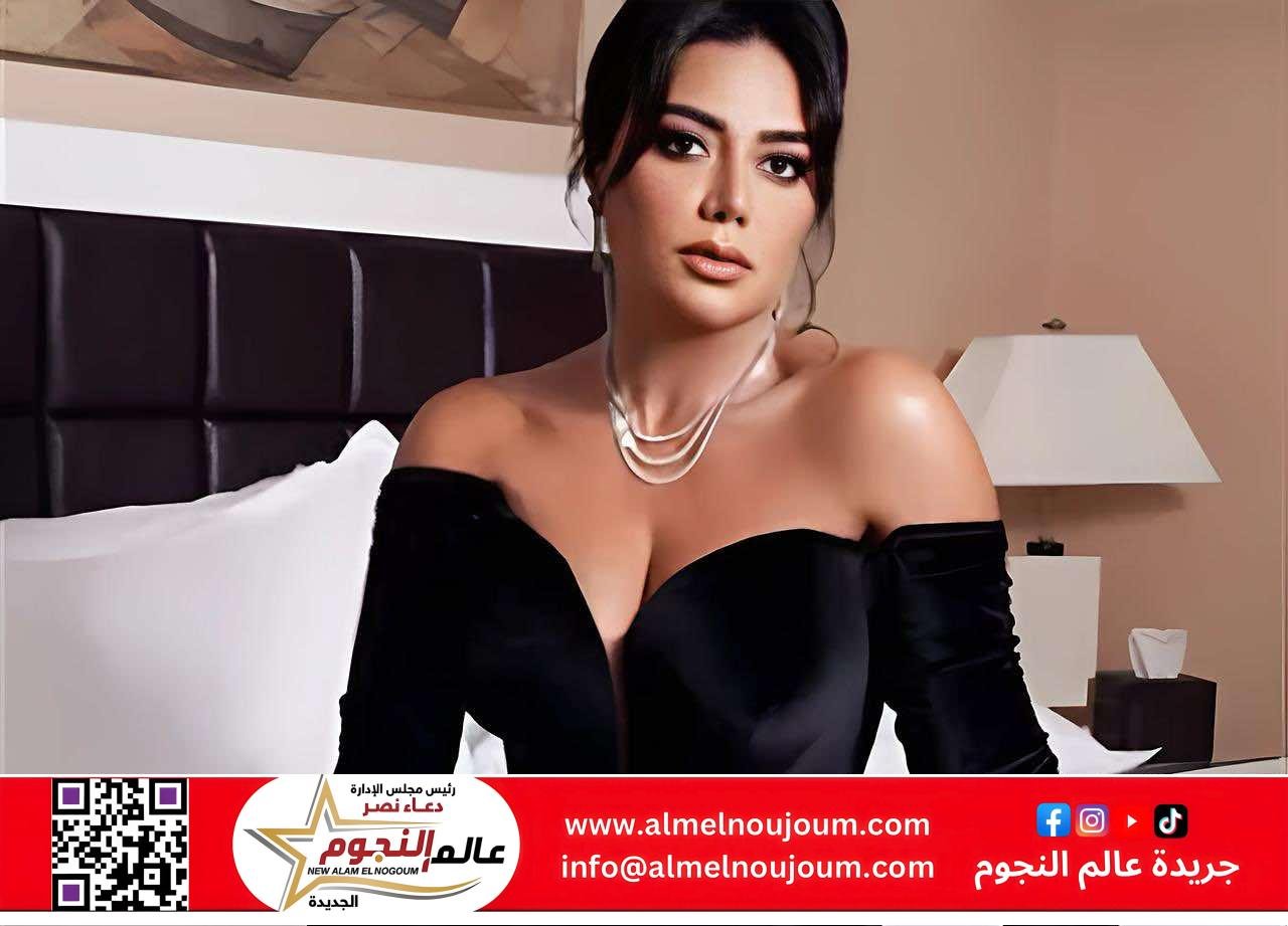 رانيا يوسف تحتفل بشم النسيم بإطلالة أنيقة وجريئة بالأسود 2 رانيا يوسف تحتفل بشم النسيم بإطلالة أنيقة وجريئة بالأسود