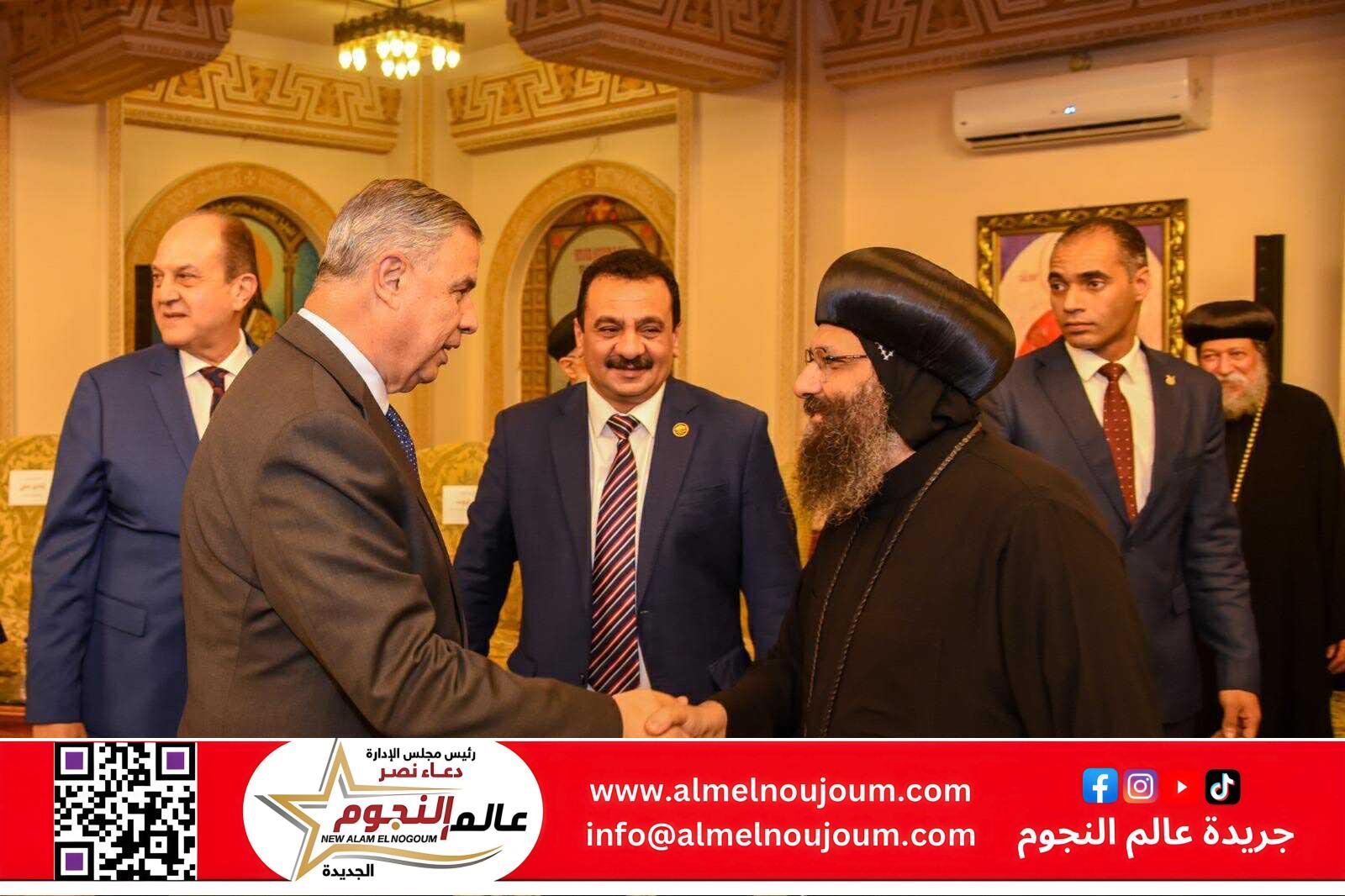 محافظ الإسكندرية يهنئ قداسة البابا تواضروس الثاني والإخوة الأقباط بعيد القيامة المجيد