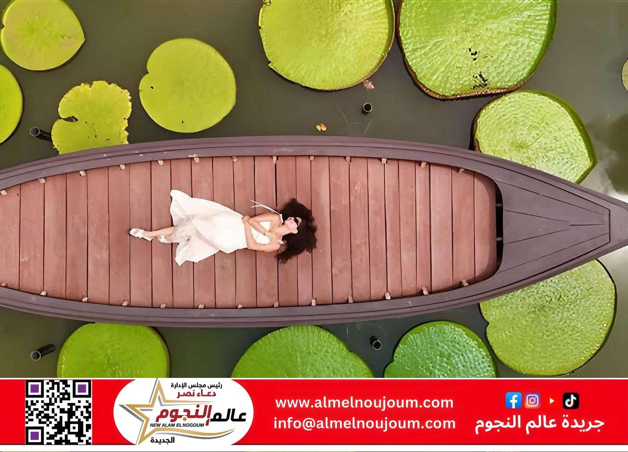 مايان السيد تحتفل بشم النسيم بإطلالة حالمة وسط المياه 4 مايان السيد تحتفل بشم النسيم بإطلالة حالمة وسط المياه