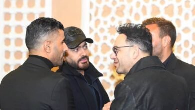 محمد سامي ونجوم الفن على عزاء والدة زوجة المطرب رامي صبري