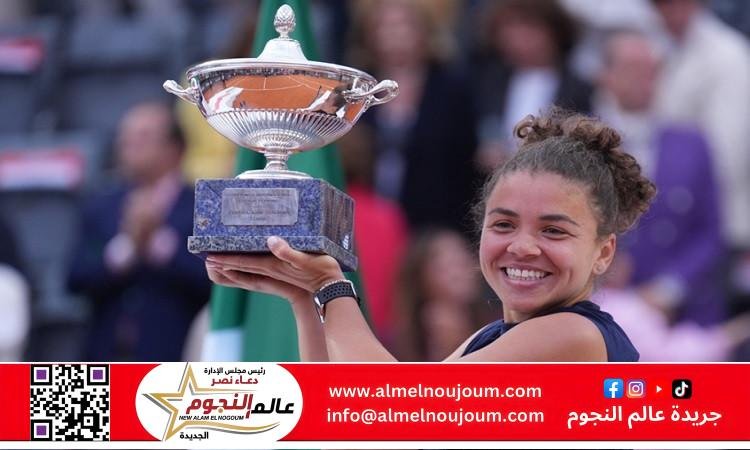 باوليني تصبح أول لاعبة إيطالية منذ 40 عاما تتوج بلقب بطولة روما للتنس