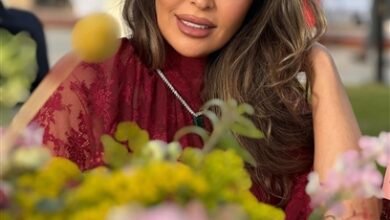 "بالأحمر المبهج" داليا البحيري تشارك جمهورها عبر صفحتها الشخصية بأحدث جلسة تصوير لها