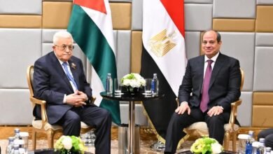 الرئيس السيسي يلتقي بالرئيس الفلسطيني محمود عباس بموسكو