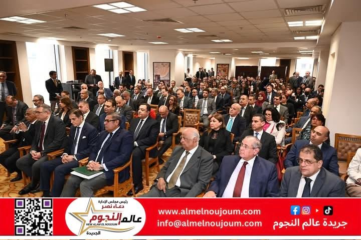 وزير الخارجية والهجرة يستقبل نائب رئيس مجلس الوزراء للتنمية الصناعية وزير الصناعة والنقل