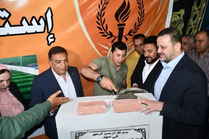 وزير الشباب والرياضة ومحافظ الدقهلية يفتتحان منشآت نادي المنصورة الجديد بجمصة
