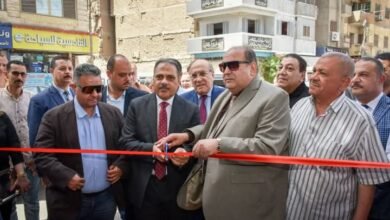محافظ الشرقية يفتتح معرض بيع السلع والمواد الغذائية بأسعار مخفضة بميدان التحرير بمدينة بالزقازيق 