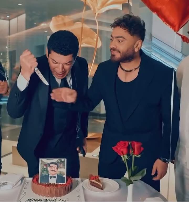 "السلاح يطول يا عم" … تامر حسني يحتفل بعيد ميلاد باسم سمرة وسط حضور فني لافت 4 "السلاح يطول يا عم" … تامر حسني يحتفل بعيد ميلاد باسم سمرة وسط حضور فني لافت
