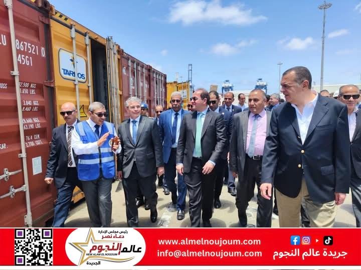 وزير المالية في جولة ميدانية بميناءي الدخيلة والإسكندرية 2 وزير المالية في جولة ميدانية بميناءي الدخيلة والإسكندرية