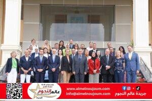 محافظ الإسكندرية يستقبل سفيرة الاتحاد الأوروبي لبحث سبل التعاون المشترك بين الجانبين