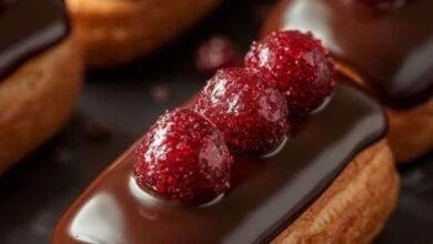 الإكلير الفرنسي.. حلوى النفَس الخفيفة والمذاق الغني