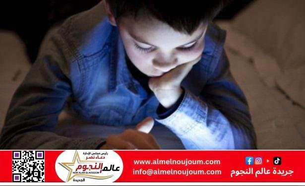 شات الواتس بين الأطفال.. بوابة مفتوحة على مخاطر غير مسبوقة