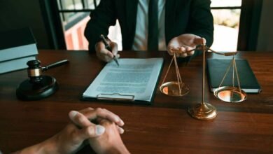 السجن المؤبد وغرامة 100 ألف جنيه لعامل بتهمة الاتجار في المخدرات وحيازة سلاح دون ترخيص بشبرا الخيمة