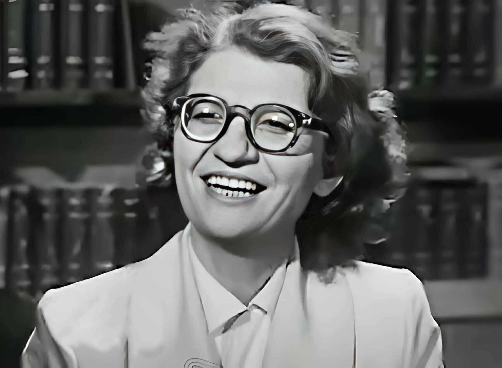 في ذكرى وفاتها.. زينب صدقي «أم السينما المصرية» ووجه الحنان على الشاشة 5 في ذكرى وفاتها.. زينب صدقي «أم السينما المصرية» ووجه الحنان على الشاشة