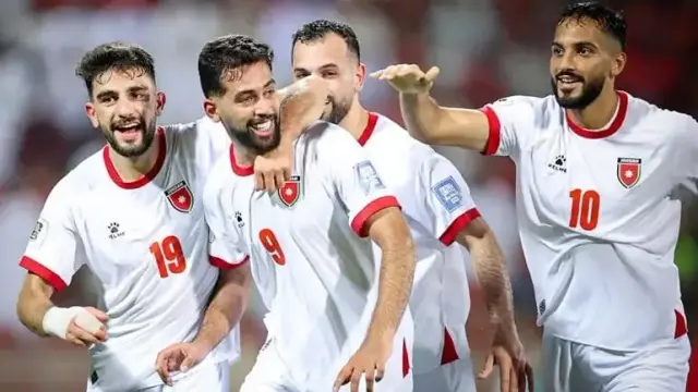 رغم التأهل التاريخي.. الأردن والعراق في مواجهة "الأخوة والتحدي" يوم 10 يونيو 2 رغم التأهل التاريخي.. الأردن والعراق في مواجهة "الأخوة والتحدي" يوم 10 يونيو