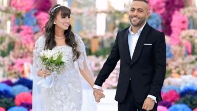 تامر عاشور يكشف قوانينه لزوجته: نظام صارم للمواعيد واللبس لضبط الحياة الزوجية