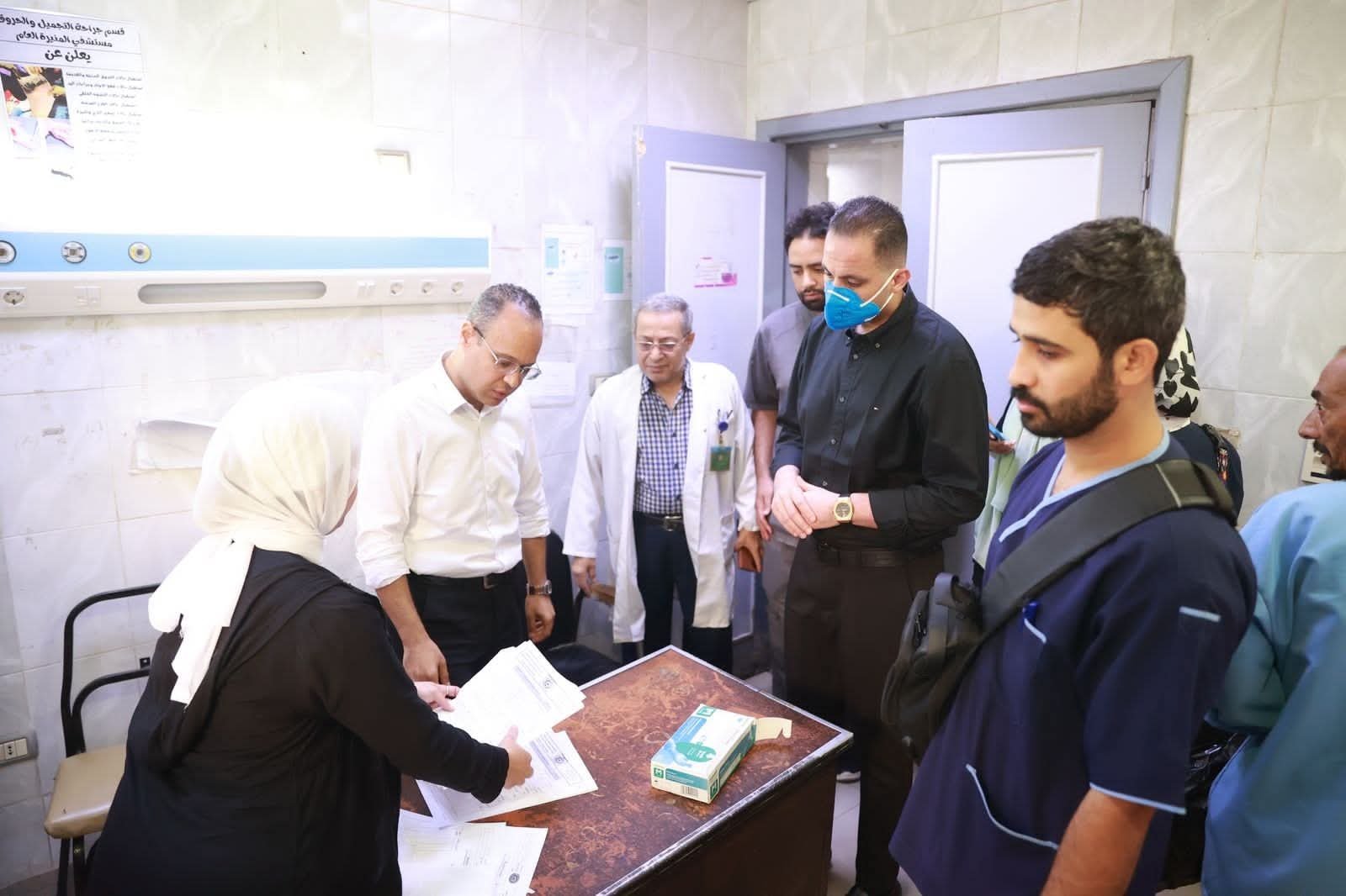 نائب وزير الصحة يتفقد عددًا من المنشآت الصحية بمحافظة القاهرة تزامنًا مع أول أيام عيد الأضحى المبارك 3 نائب وزير الصحة يتفقد عددًا من المنشآت الصحية بمحافظة القاهرة تزامنًا مع أول أيام عيد الأضحى المبارك