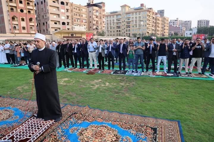 وزارة الأوقاف: مديرية أوقاف المنوفية تنظم شعائر صلاة عيد الأضحى بساحة نادي الجمهورية بشبين 