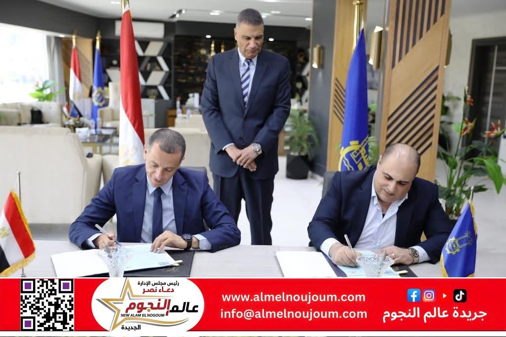 محافظ أسوان : توقيع بروتوكول الشراكة بين المحافظة والهيئة العامة لقصور الثقافة 2 محافظ أسوان : توقيع بروتوكول الشراكة بين المحافظة والهيئة العامة لقصور الثقافة