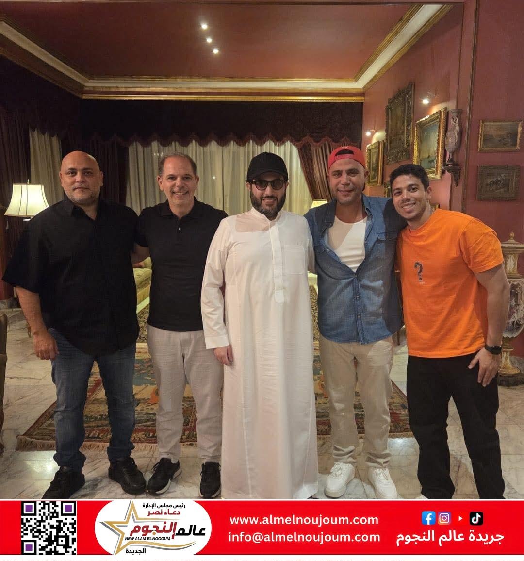 تركي آل الشيخ يزور الزعيم عادل إمام: "ربنا يسعد بيك مصر" 2 تركي آل الشيخ يزور الزعيم عادل إمام: "ربنا يسعد بيك مصر"