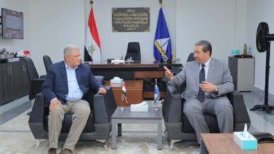 محافظ دمياط يستقبل رئيس الشركة القابضة لمياه الشرب والصرف الصحي