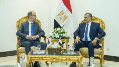 وزير الدولة للإنتاج الحربي يستقبل رئيس وزراء صربيا لبحث آليات تعزيز التعاون المشترك
