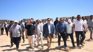 وزير الإسكان يتفقد مشروع بحيرات نيو مارينا والطرق والمداخل بـ "مارينا الساحل الشمالي"